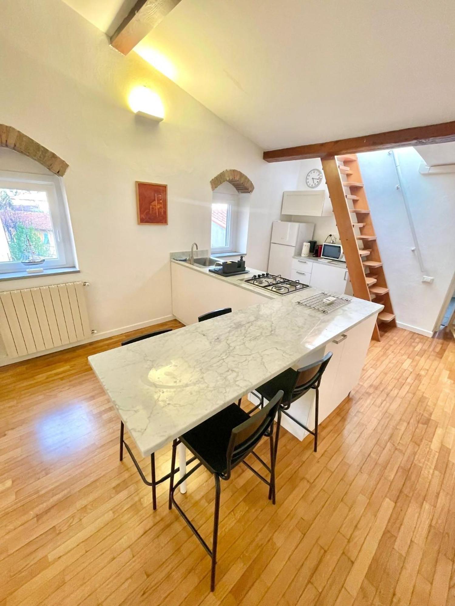 Susannas Lovely New Apartment Livorno Ngoại thất bức ảnh