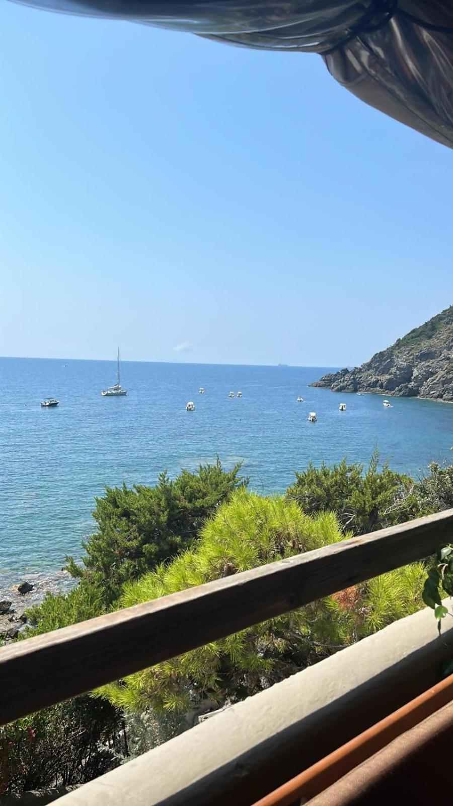 Susannas Lovely New Apartment Livorno Ngoại thất bức ảnh