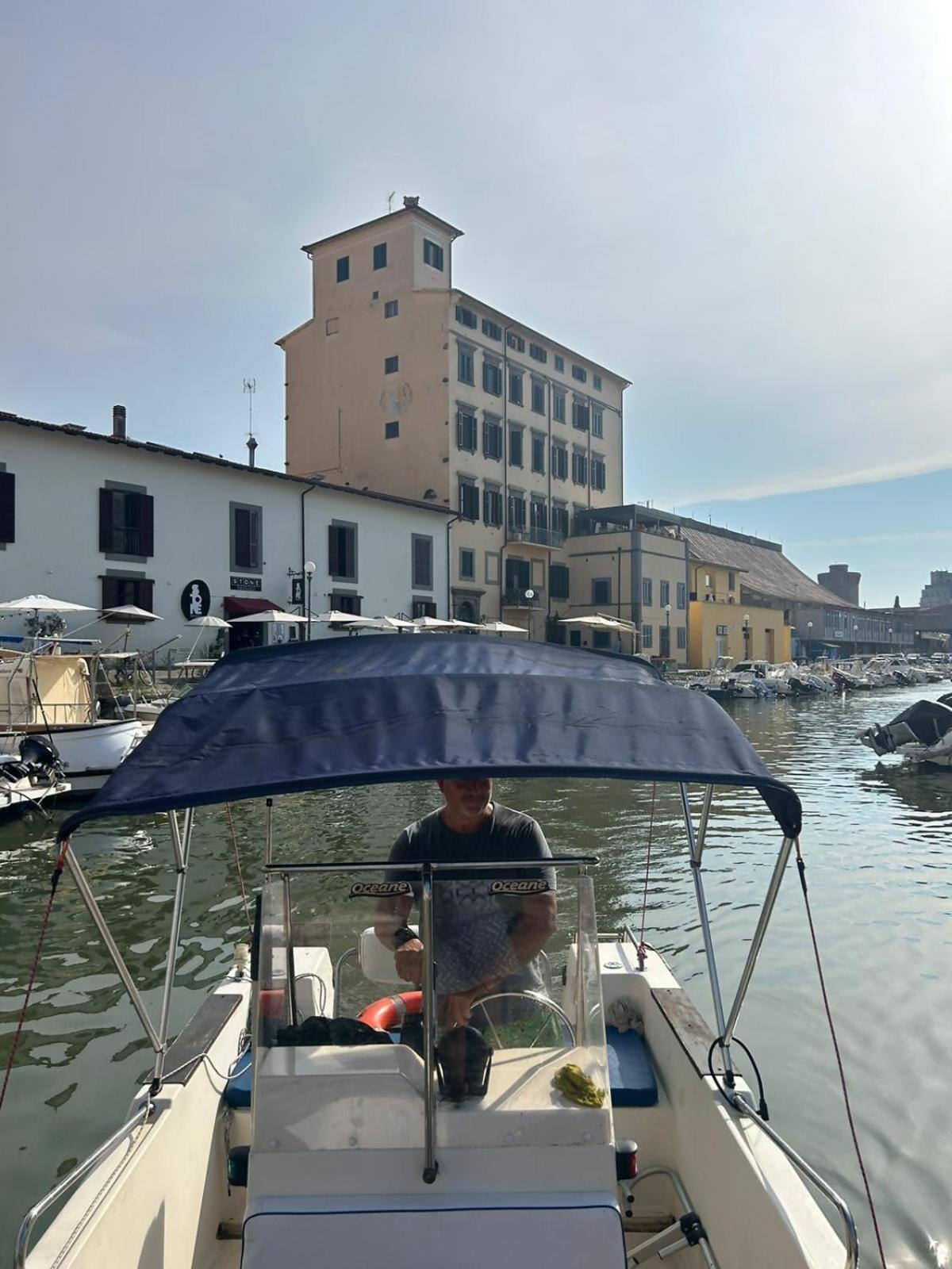 Susannas Lovely New Apartment Livorno Ngoại thất bức ảnh